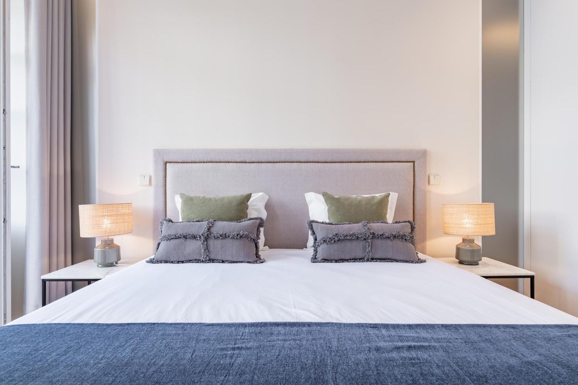 Viva 4 Suites Batalha Residence & Size Flats Batalha ปอร์โต ภายนอก รูปภาพ